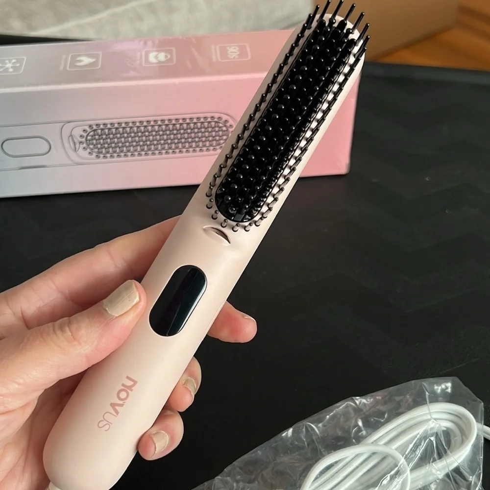 Pink Mini Hair Straightener Brush Comb 3 Temp Settings & Dual Voltage #HA4